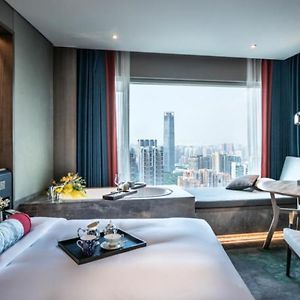 Elegant Bay View King Room
